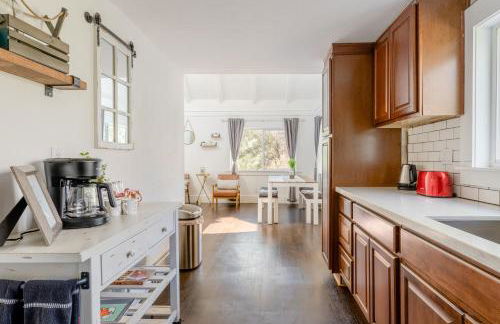 Sprocket Hollow Treetop A-Frame Log Cabin - Foto 7