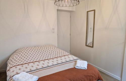 Le Zénith - 3 chambres, 3 salles de bain - 8 pers max - Local à vélos - Réservation à la chambre possible - Foto 6