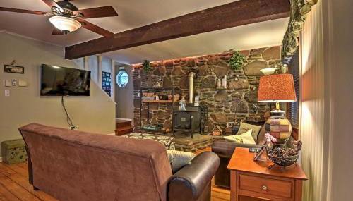 1 Mi to Lake Wallenpaupack Pocono Mountain Home! - Foto 4