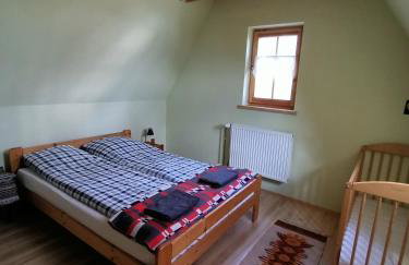 Ludwikówka pod Luboniem, stu-letni domek w górach - Foto 16