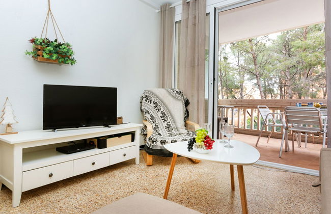 1 bedroom Apartment in Salou with swimming pool and garden - Photo 4