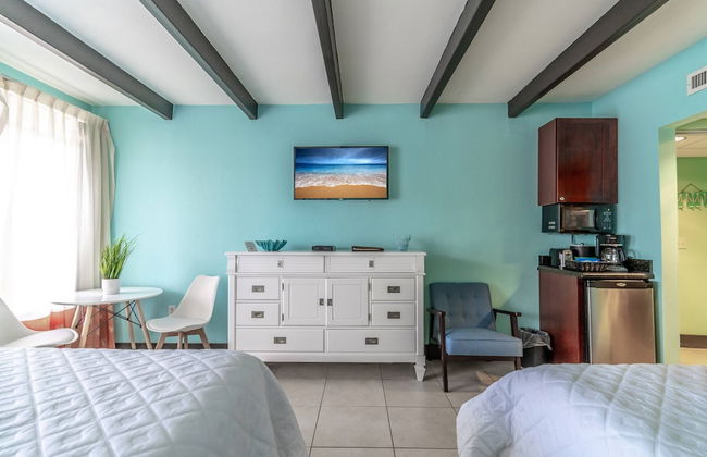 201 Little Harbor Inn - Photo 46