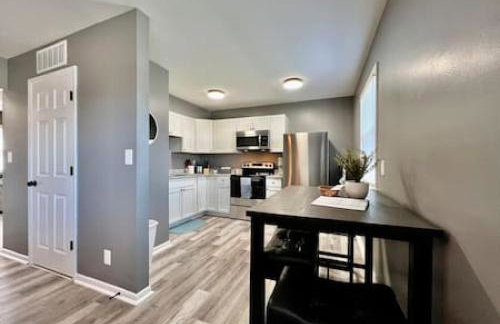 Charming, Stylish remodeled Trenton Apartment - Foto 2