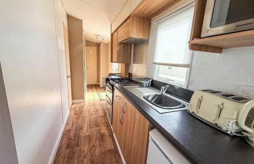 Homely 8 Berth Caravan At California Cliffs Near To Scratby Beach Ref 50067G - Foto 5