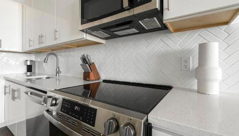 Landing Beautiful 2BD Pool - Photo 5, Other