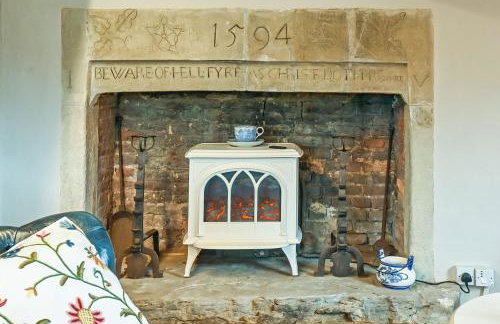 Hell Fyre 1594 by inspirestays-com - Photo 14