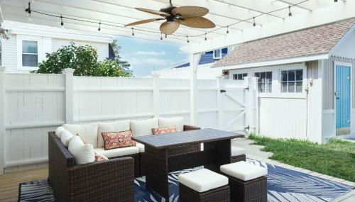 Stay at East Gloucester - Photo 4