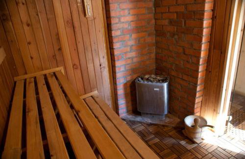 Dom z basenem nad Narwią - Foto 8