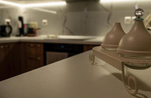 ΠΟΛΥΤΕΛΕΣ -ΜΟΝΤΕΡΝΟ ΔΙΑΜΕΡΙΣΜΑ - Foto 5