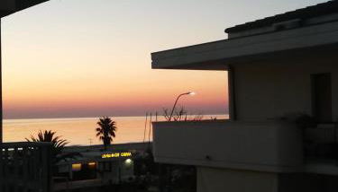 Marconi House - Photo 1