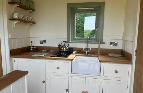 Luxury Shepherds Hut set in a countryside setting - Foto 15