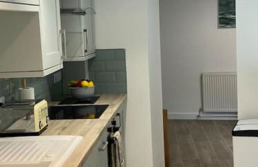 Lovely 1 bed flat 200 metres from beach - Foto 18