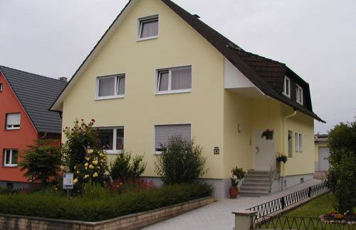 Privates Apartment im Grünen - Foto 1
