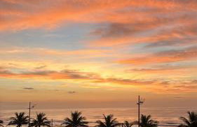 Apto frente o mar com 3 piscinas Wi-Fi gratuito aceito pet - Foto 21