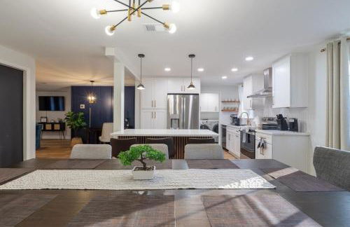 Ballantyne 3BR House, PrivateYard, Work Desk & 1 Gig Wi-Fi - Foto 2