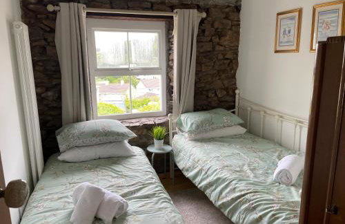 Buttercup Cottage, located in the gateway to Eden! - Photo 20