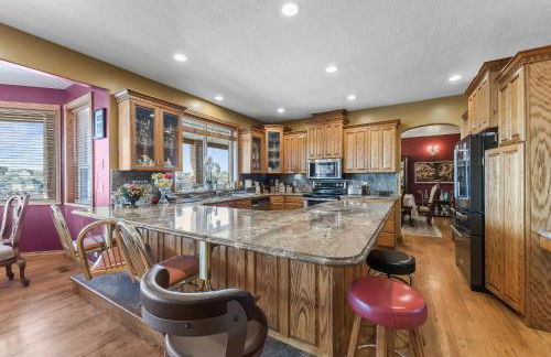 Mountain View Mansion - Photo 6