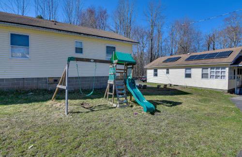 Shared Boat Launch Lake Retreat in Ellenville! - Foto 16