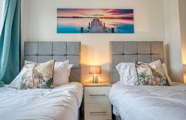 Modern 3 Bedroom 2 Bath Hse with Parking - Foto 9