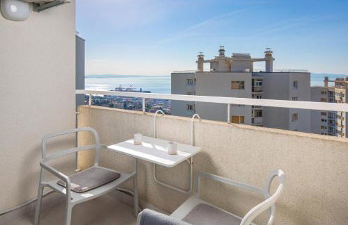 Rooftop - Photo 21