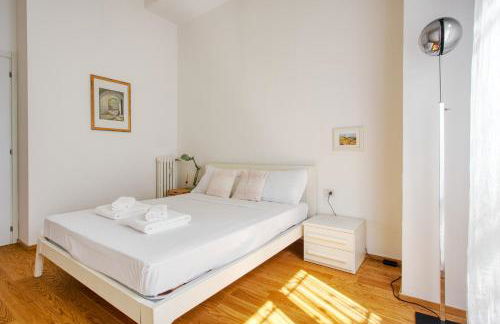 Just Urban Stays - Bilocale con Spazio Esterno - 10 min Duomo in tram - Foto 19