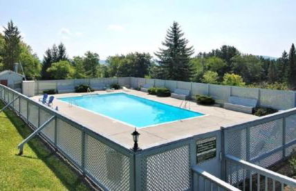 Leaf Peeper's - HUGE deck, pizza oven, Pac-man! - Photo 63