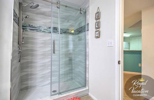 Royal Dream at Avalon Clearwater - Pool & Free Parking - 10 Min Drive to Clearwater Beach - Foto 34