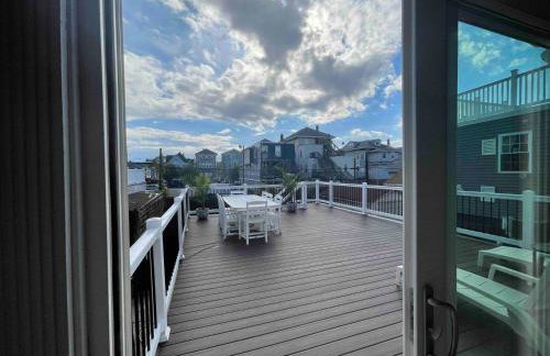 Big Deck Energy-1 block to Beach & Boardwalk - Foto 2