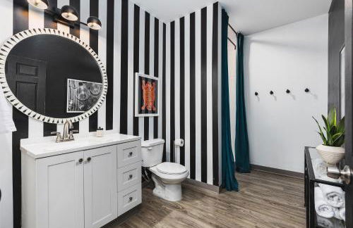 Condo Near Downtown WALK to restaurants, bars & music - Foto 29