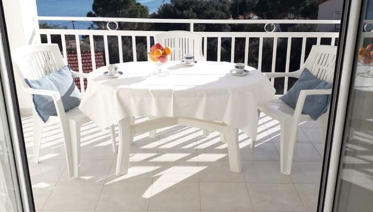 Stana - 200m From the sea - A2 - Foto 1, Imagen principal