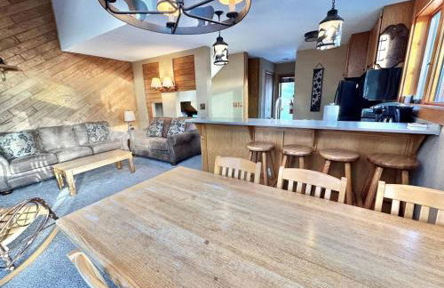 3BR Townhome Ski In Ski Out Pool Hot Tub - Foto 10