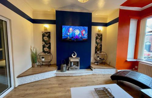 Kimberworth 4 Bedrooms House 8 Beds Close to M1 Suitable For Longer Stay - Foto 17