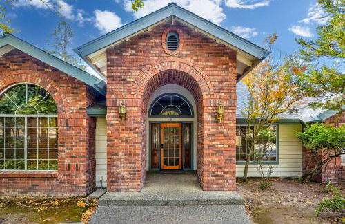 Oak Pond Retreat Stocked pond/pool table/BBQ Grill/EV Charger - Foto 18