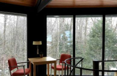 Imaginative Octogonal Glass Treehouse on Seven Private Acres near Great Barrington, MA - Foto 14