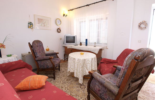 Apartment 761 - Photo 1