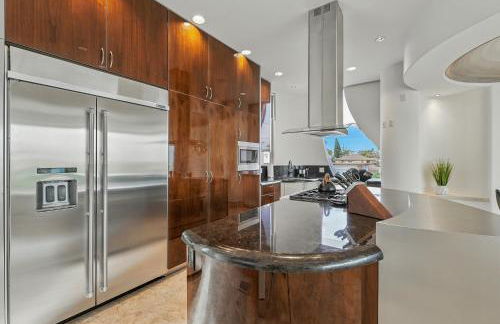 The Wave House! Custom Gem with Panoramic Views, Fire Pit, BBQ, Pool Table - Foto 63