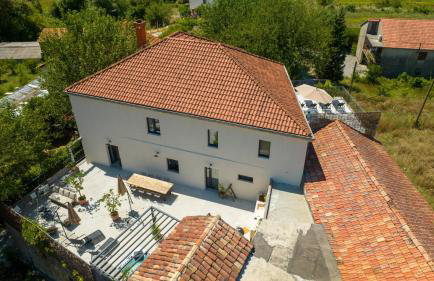 Villa Trojanovic by Villas Guide - Photo 10