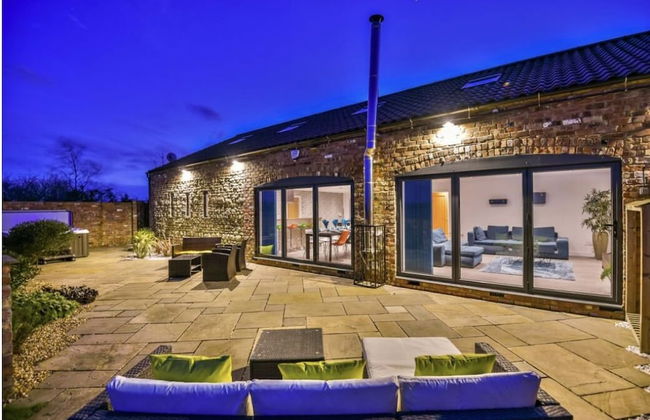 Lincoln 4-beds, Sleeps 13, Hot Tub & Pet Friendly - Foto 29