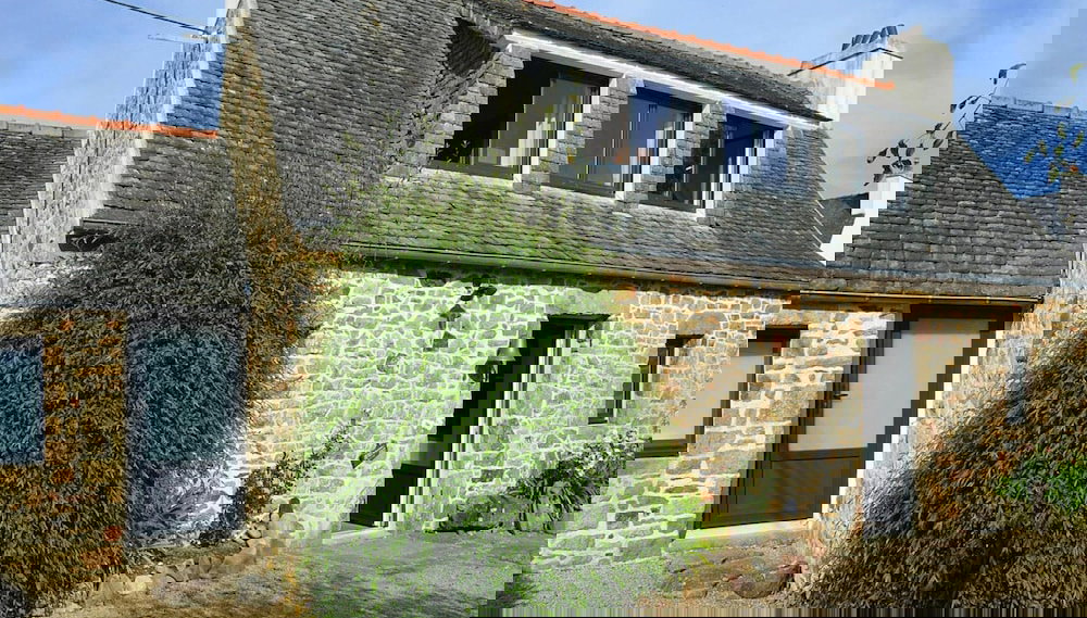 Natural Stone House With Maritime Flair - Foto 1, Imagen principal