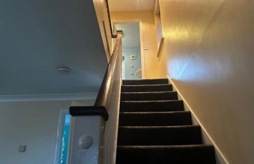 Brades Rise House - 3 bedroom house with 2 toilets with a private garden - Foto 27