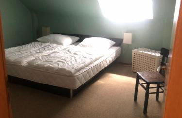 Ironico Homestay 4 Schlafzimmer Ferienwohnung 100 m2 nahe Bostalsee - Foto 5