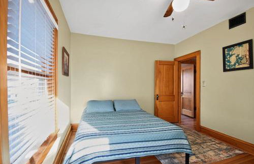 Historic Omaha Manor DT Near Zoo and Pool Table - Foto 24