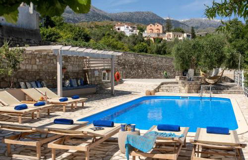 Villa Chrysallis with heated pool - Foto 43