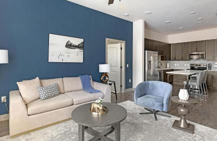 Landing Stylish 2BD Clubhouse Courtyard - Foto 1