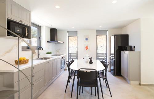 Eforasis Villas, with Heated Spa Whirlpool, by ThinkVilla - Foto 18