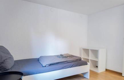 ALFA 4 Zimmer-Apartment Kornwestheim bei Stuttgart Zentral 5 Betten l Bad Küche WLAN WM l LANGZEITAUFENTHALTE l Bath Kitchen 5 Beds WIFI WM l LONG STAY - Foto 10