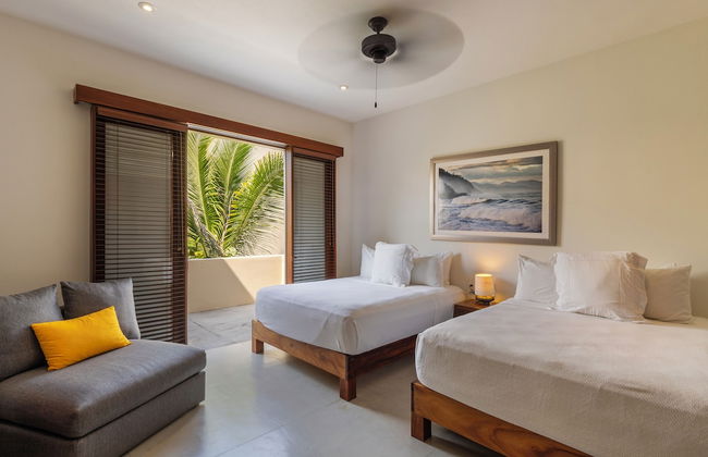 Marea Beachfront Villas - Foto 57