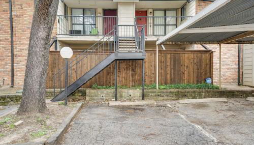 Unwind Fireside Condo 2 Mi to White Rock Lake! - Foto 3