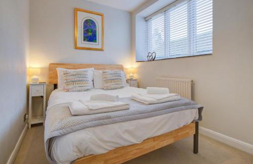 Spacious Townhouse on Quiet Street-Wi-Fi, Desk - Foto 5