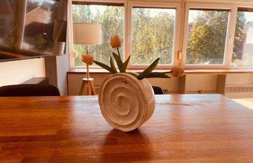 Centrally Chic Studio - Photo 6